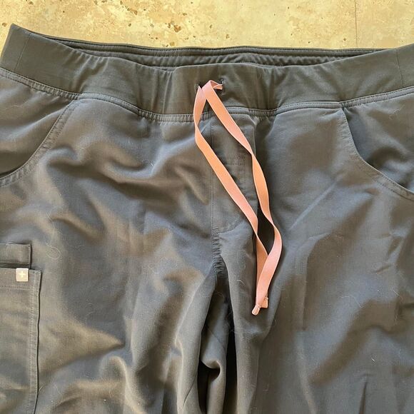 FIGS Dark Gray Scrub Pants Technical Collection Size XL - Picture 2 of 3